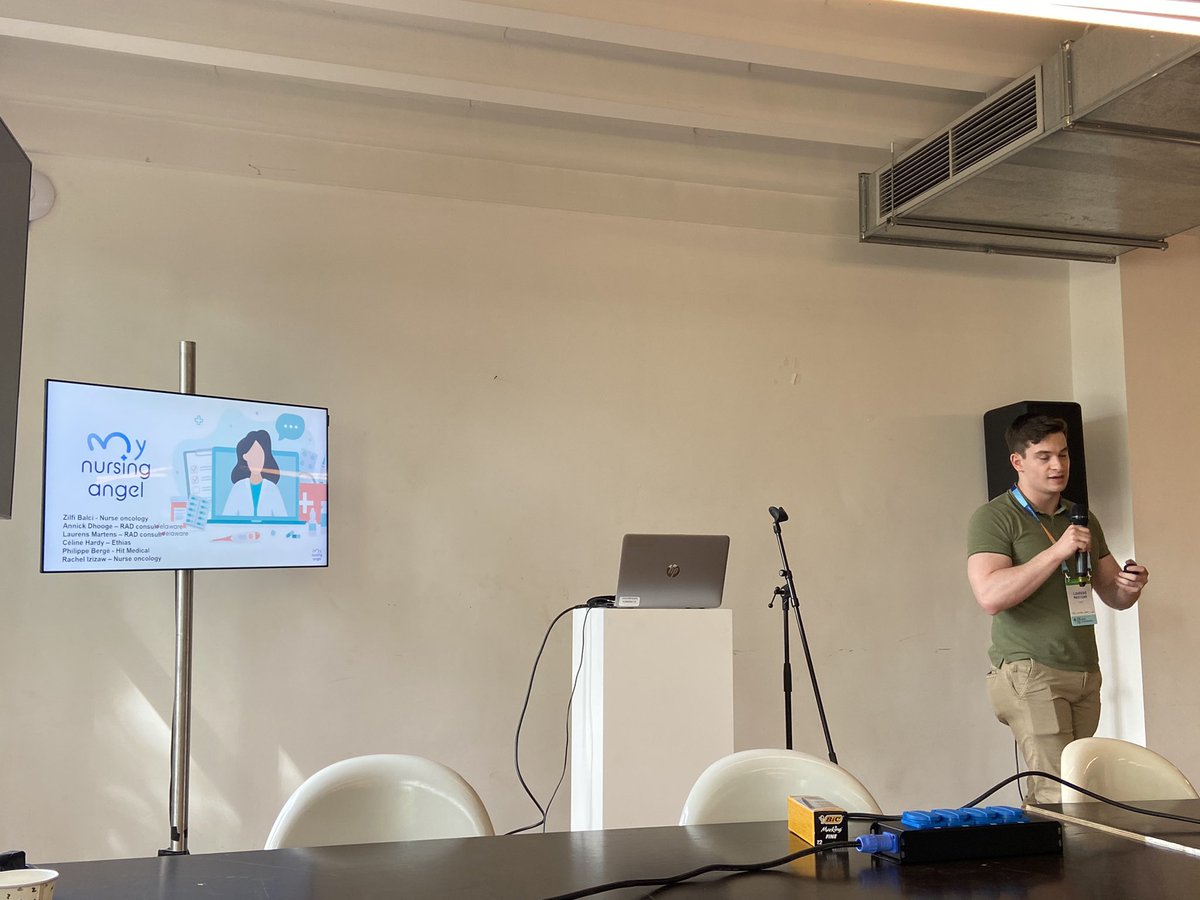 Azèle Mathieu tweet media