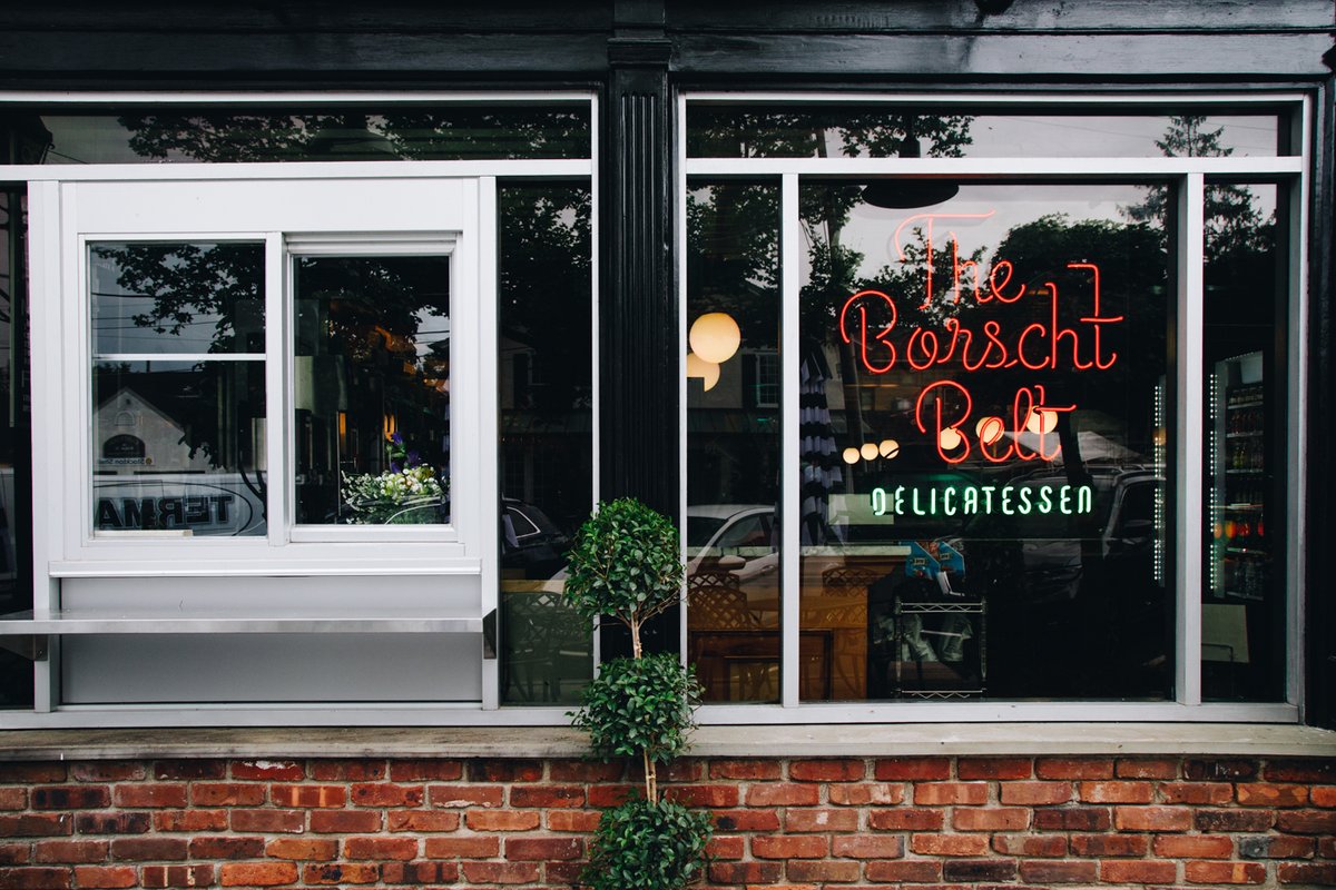 PhillyGrub's tweet image. FYI - The Borscht Belt, a "love letter" to the Jewish Delicatessen by @Calidelphia and partners, finally opens this Saturday in Stockton, NJ. I was one of the first to write about this back in March. Now I'm hungry for a pastrami sandwich! phillygrub.blog/2021/03/04/the…