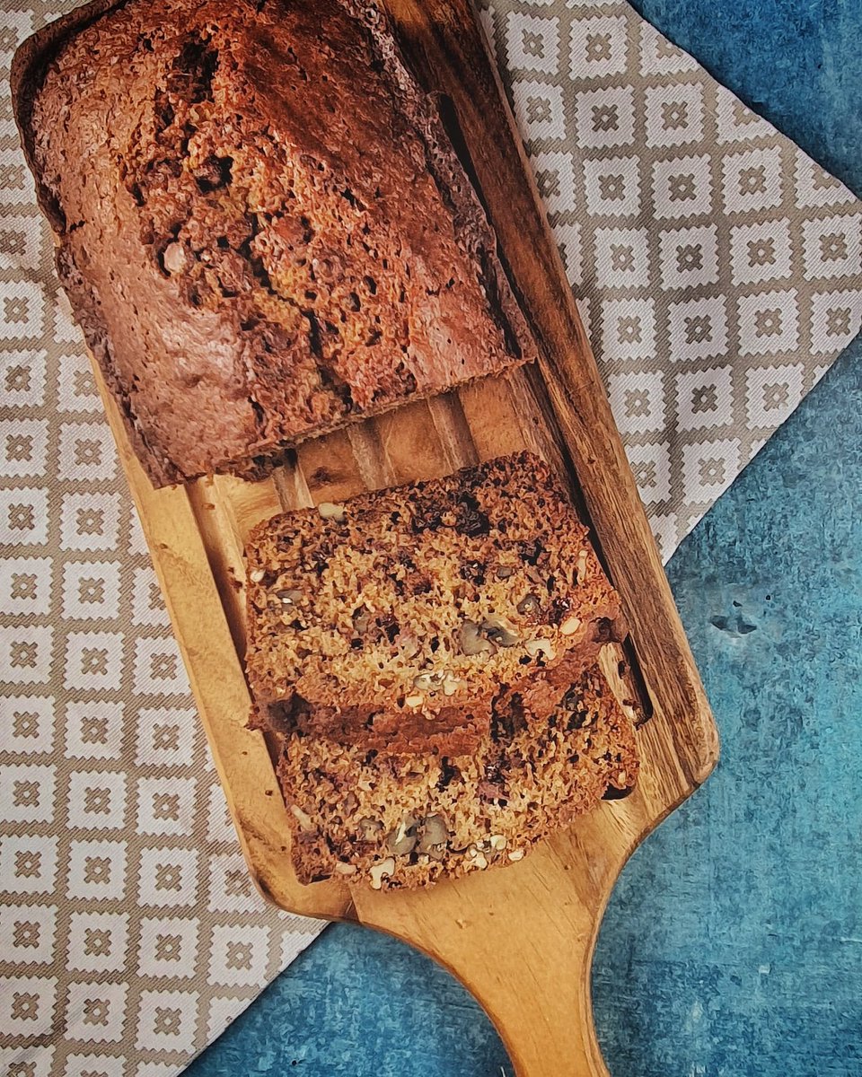DanielDiverblog's tweet photo. Chocolate Chip & Pecan Banana Bread 🥰
#yum #bananbread #foodie https://t.co/m8kCLb8teO