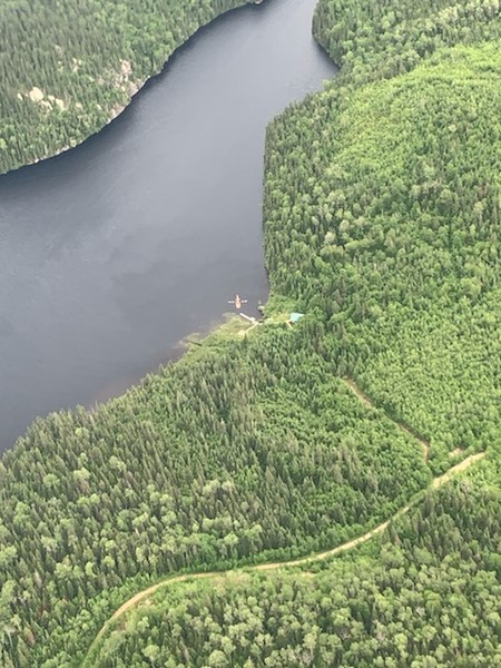 JRCCTrentCCCOS's tweet photo. Thanks to a #406Beacon that provided #CMCC and #JRCCTrenton with an exact location, these aviators’ pre-flight actions removed the “search” out of this #SAR case @RCAFoperations.  
Remember to file flight plans and carry registered beacons whenever you fly! #Smartpilot https://t.co/mAEVeNnGPG