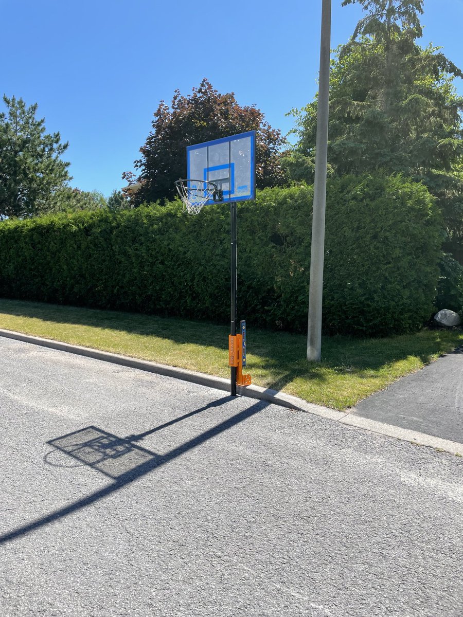 turfguyCP's tweet image. Happy kids this morning!! #bball #notlevel