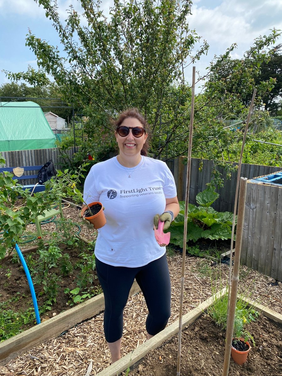 FirstLightTrust's tweet photo. ⁣🍓🌹 Gardening is fantastic for mental health! We’d like to thank the veterans who have worked so hard whipping the Gosport allotment plots into shape Thank you all for your efforts-it’s looking amazing! 🌹🍓#gosportfltallotment   #firstlighttrust #thankfulthursdays⠀
⠀ https://t.co/s4soYsMnho