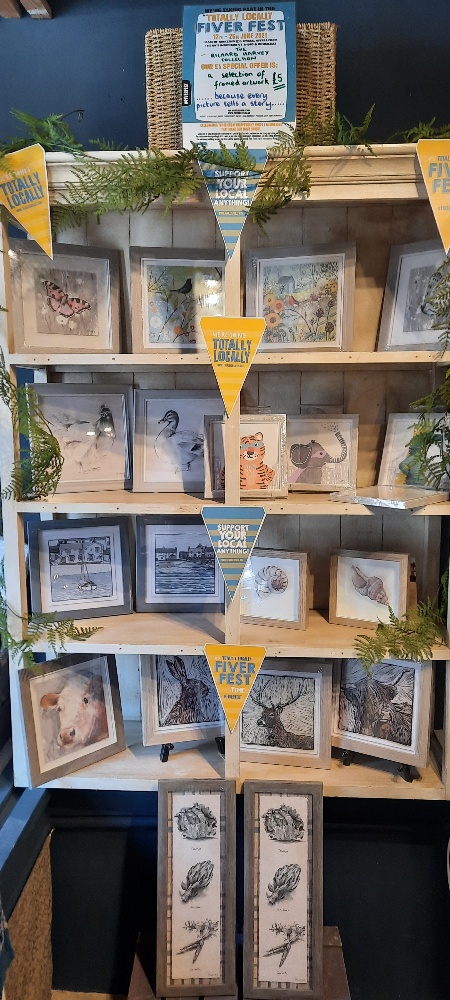 R H Collection tweet media