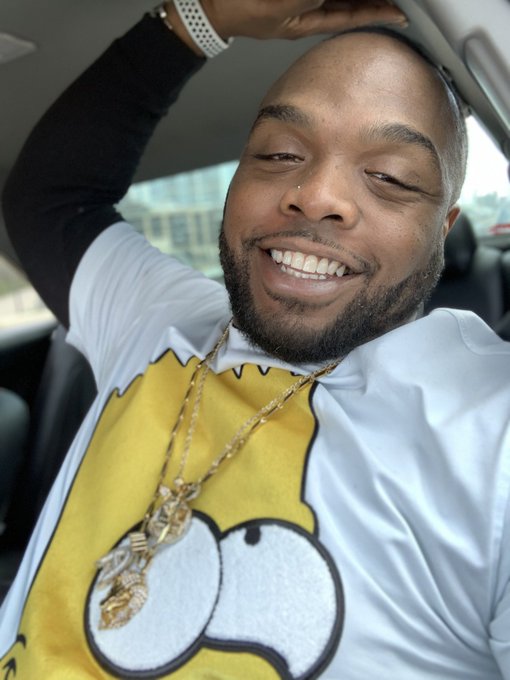 I got them looking at me funny they don&rsquo;t want smoke I&rsquo;m not a joke https://t.co/VybHUueU0T