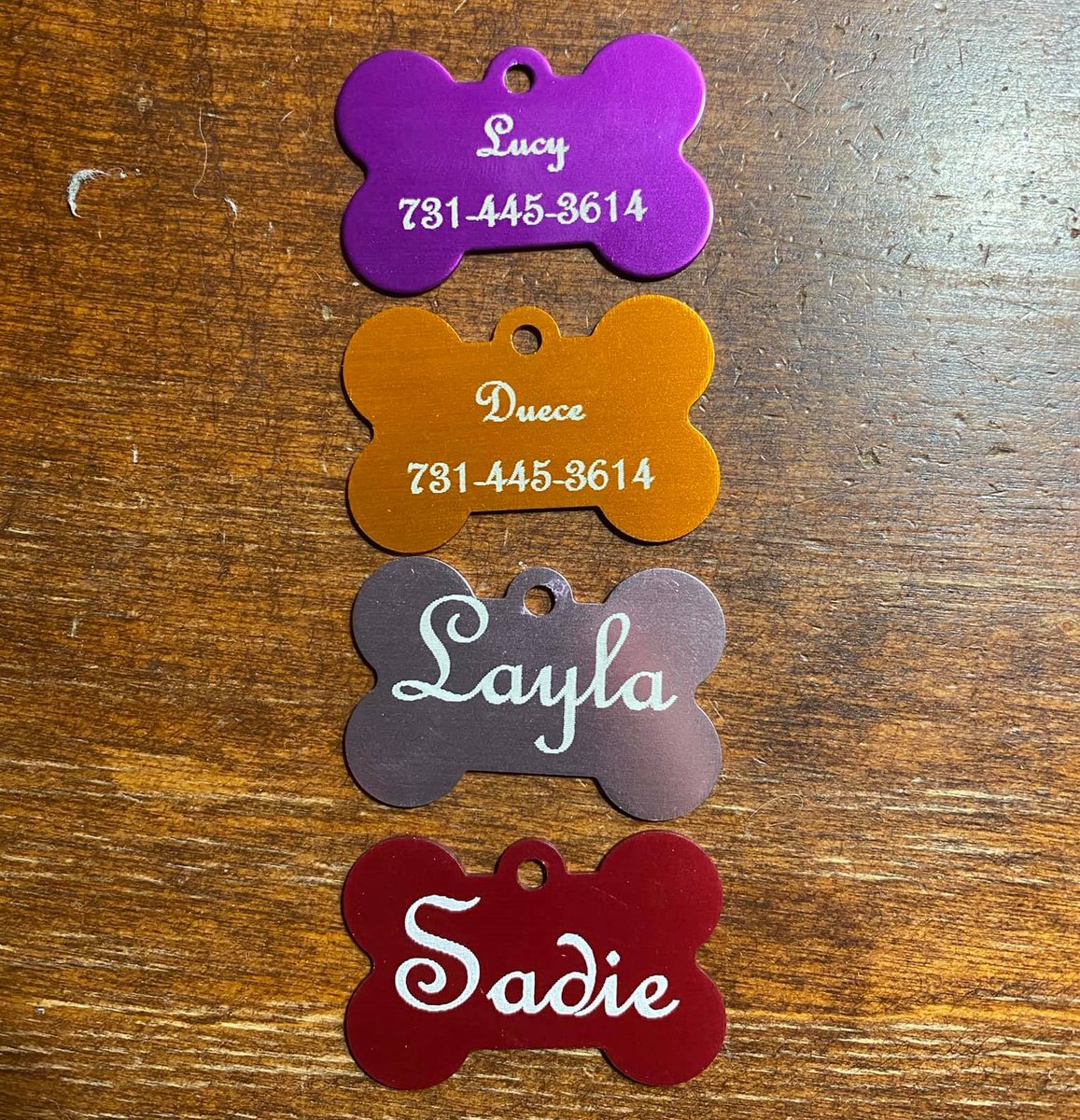 APLazer's tweet photo. How cute are these dog bone shaped name tags?!๐ถ๐ Creations by Bluff City Arms LLC #APLazer #APLazerMachine #LaserEngraved #LaserEngravingMachine #LaserEngravedDogTags #BoneShapedDogTags #DogTags #Personalization https://t.co/rhrFfqxWOM