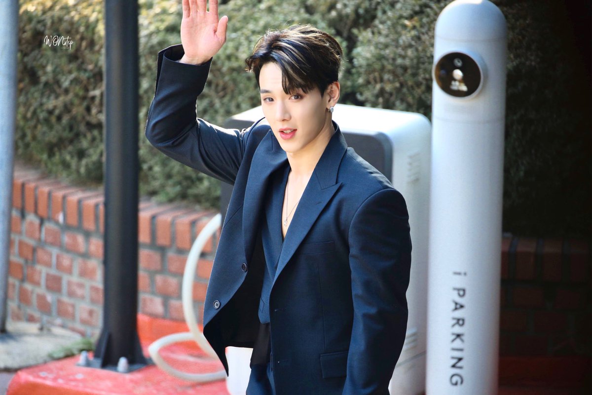 WONstep_115's tweet photo. 셔누오빠 보고싶네여..!!! 빨리 무대에서 만날 수 있다면 좋겠다ㅠ 언제나 몸 꼭~~~잘 챙기고 건강하는 거 언제 어디서든 잊지 마세여!! 언제까지라도 기다려줄게여♥︎ 생일축하축하합니당^^

#HBDtoSHOWNU 
#찬란하고_애틋한_셔누ayo
#셔누 @OfficialMonstaX https://t.co/IB5r3PGpw4