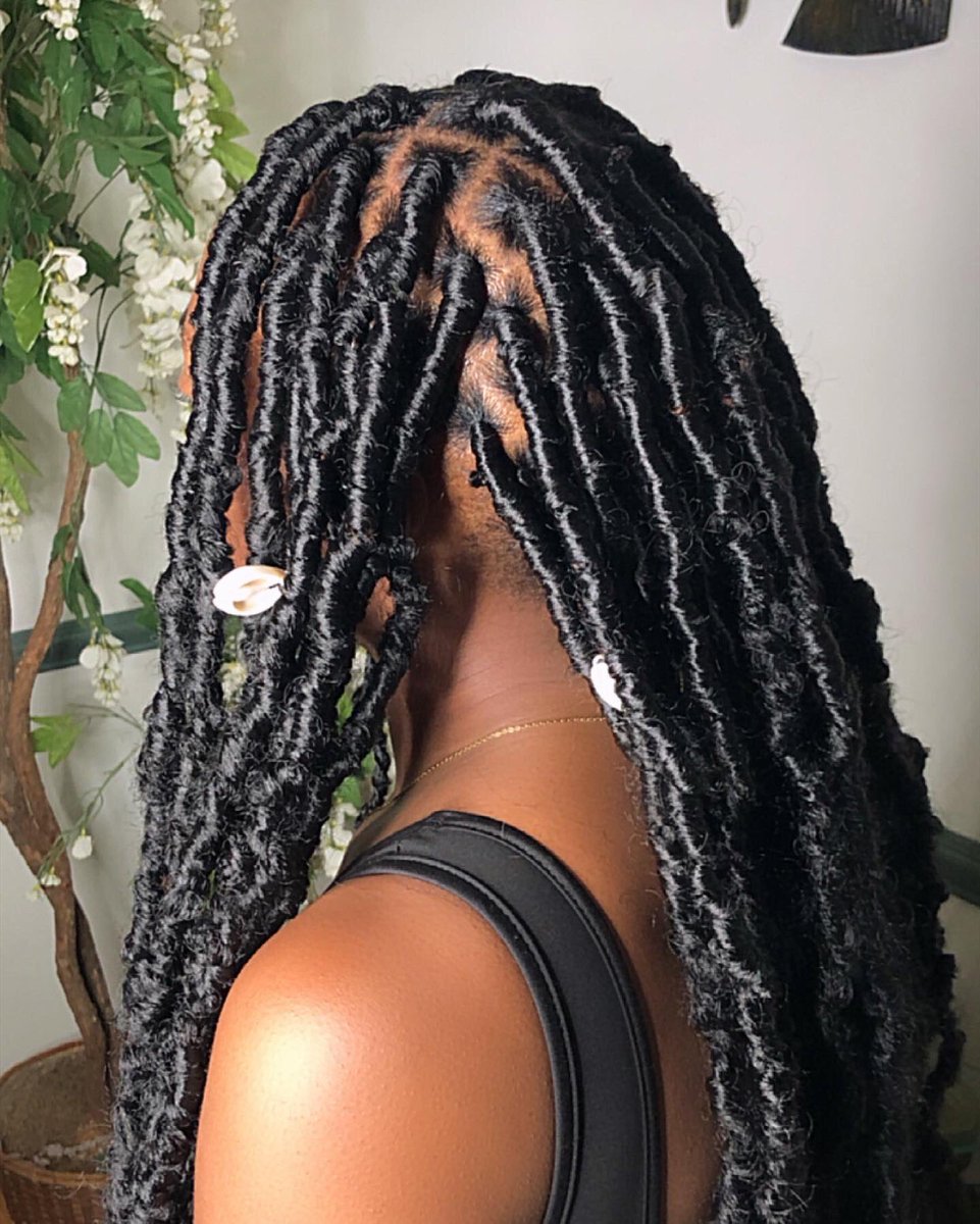 black_isallgold's tweet photo. Get Loc’d and Loaded❤️💗 by @thee_goldentouch on IG https://t.co/NsBmfFLmIL