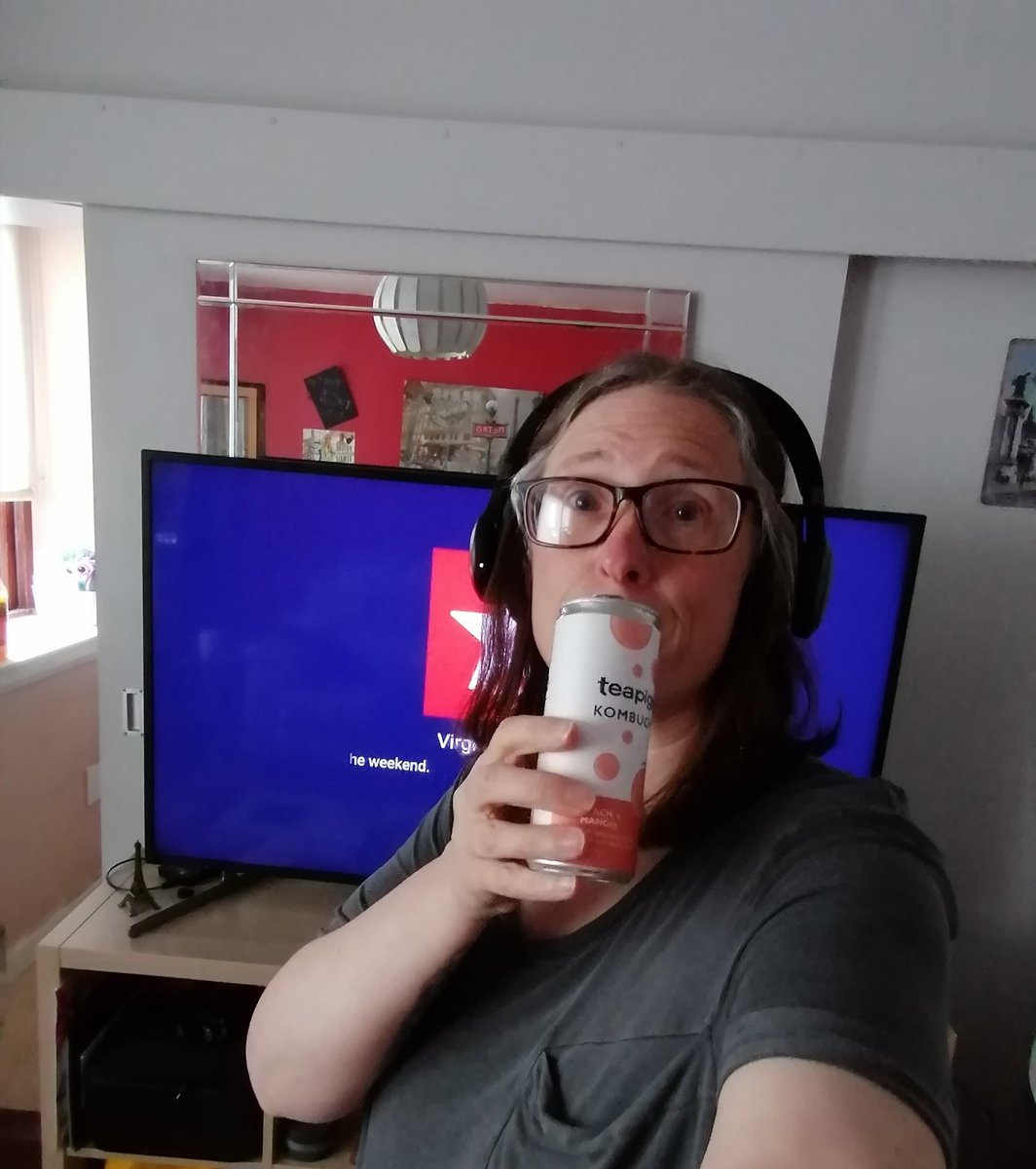 jobananas1974's tweet photo. Having some tasty and healthy Teapigs Kombucha ready to dance for #ktdrivetime
Have you tried this @KTTunstall
Its very nice π https://t.co/8r3lWfY6QC