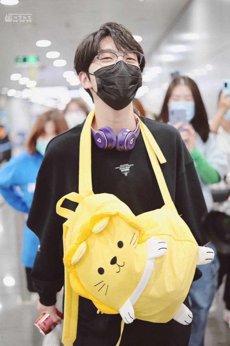 forxingte's tweet photo. 210617 • Beijing Departure 🛫

© 对望列车丨张星特

— #ZhangXingte #张星特 https://t.co/SsGgXq2jEd