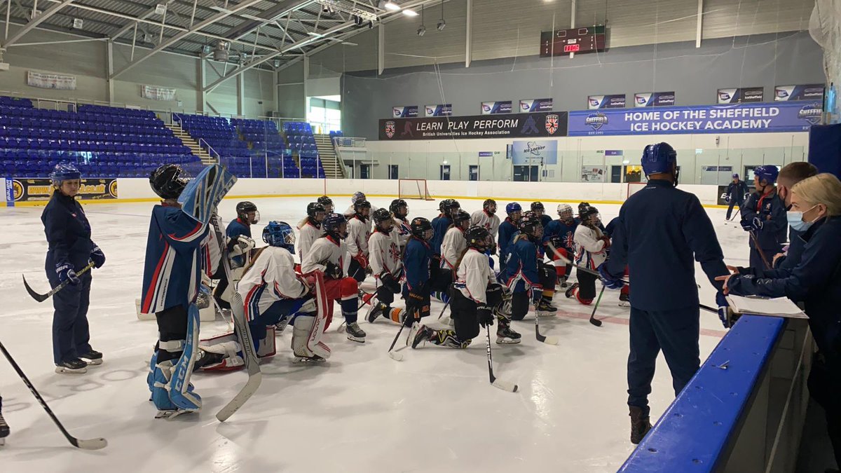 GBWomensHockey's tweet photo. Great Britain Women are having a camp today in Sheffield with the under-18s and under-16s taking to the ice. 

It's part of a three-day camp at @ice_sheffield with over 200 youngsters - male and female - being involved as preparations begin for the new international season. https://t.co/XdHJ98QsYF