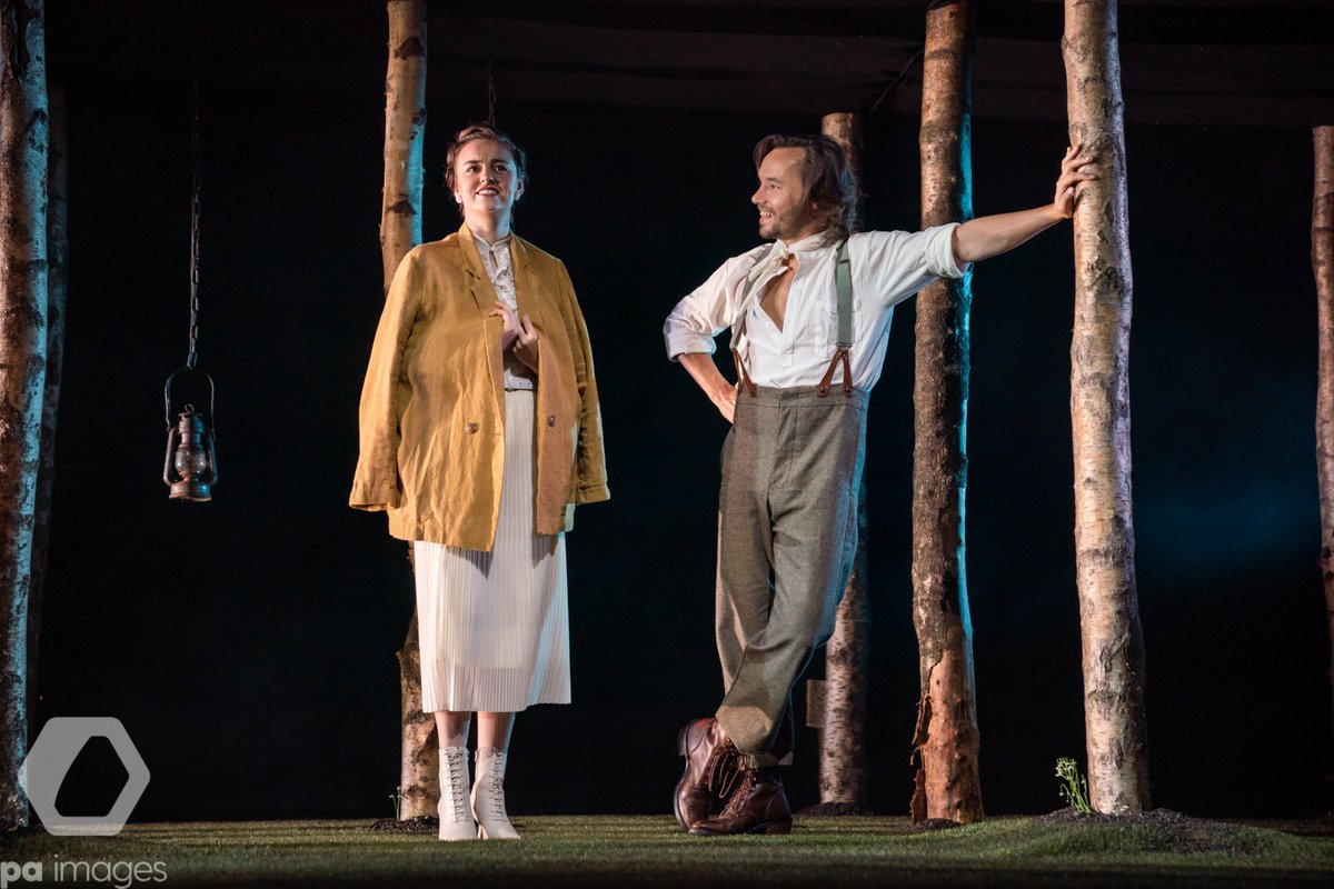 Alamy_Editorial's tweet image. Georgia Lennon as Lady Chatterey and Michael Pickering as Mellors perform during a photo call for Lady Chatterley's Lover at the Shaftesbury Theatre in London. 

📷Aaron Chown - see more at go.paimages.co.uk/LatestShowbiz_T

#theatre  #SeeItSafely