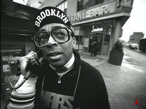 Eric Vernay on X avec un remix cannois de la casquette Brooklyn originale de Spike Lee epoque Mars Blackmon She s gotta have it pub Nike avec Jordan https t pCSoYBqnoz https t UnaS1RMCwD X