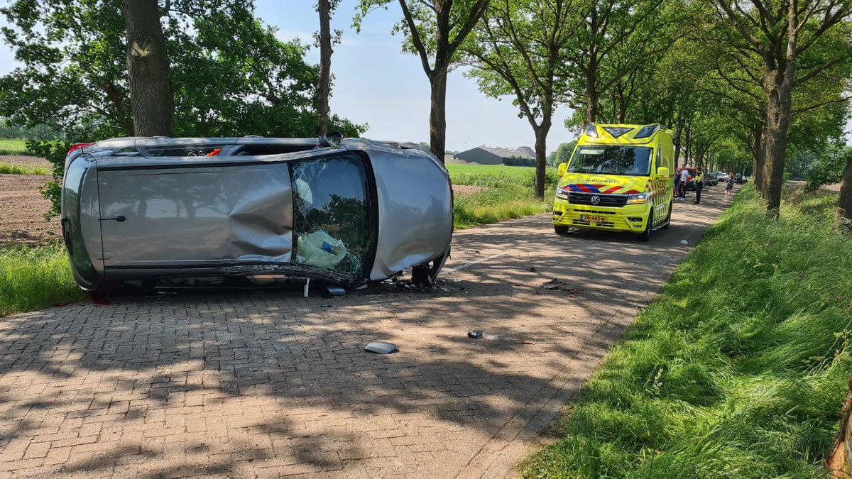 Vrouw gewond bij eenzijdig ongeval in Drachtstercompagnie - #Friesland -..