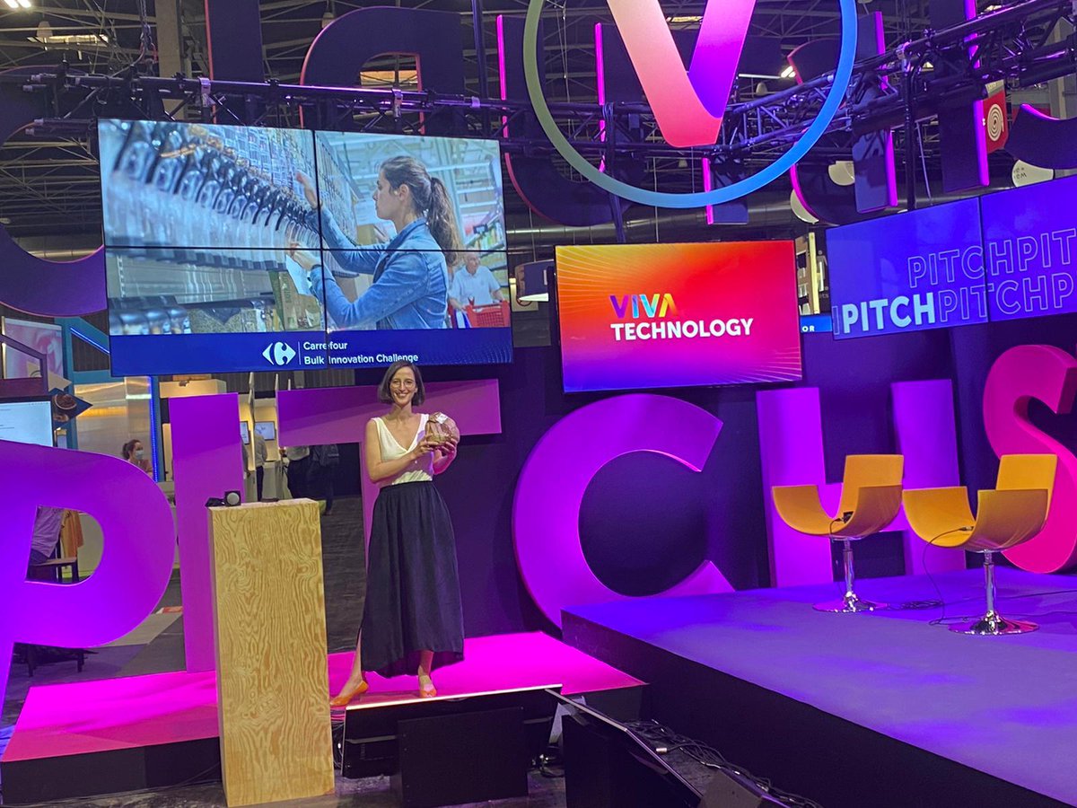 news_carrefour's tweet photo. Top départ de notre challenge #startup au salon #VivaTech : À vos solutions pour améliorer l'expérience vrac en magasin ! 
Les détails ici : https://t.co/GktfbEclbA https://t.co/vEOPIlGIcI