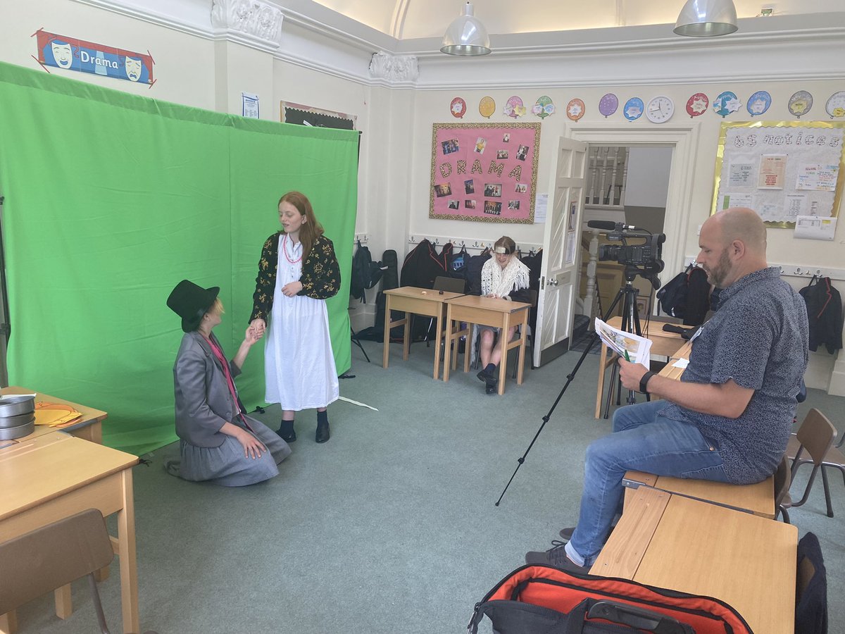 Broomwood Year 8 tweet media