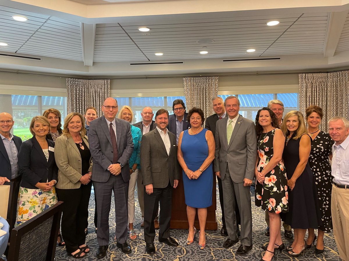 Senate President Designate Kathleen Passidomo recently met with members of the Greater Naples Chamber Board of Directors to discuss the 2020 legislative session and how businesses can influence change in their communities. Thank you for your service!
