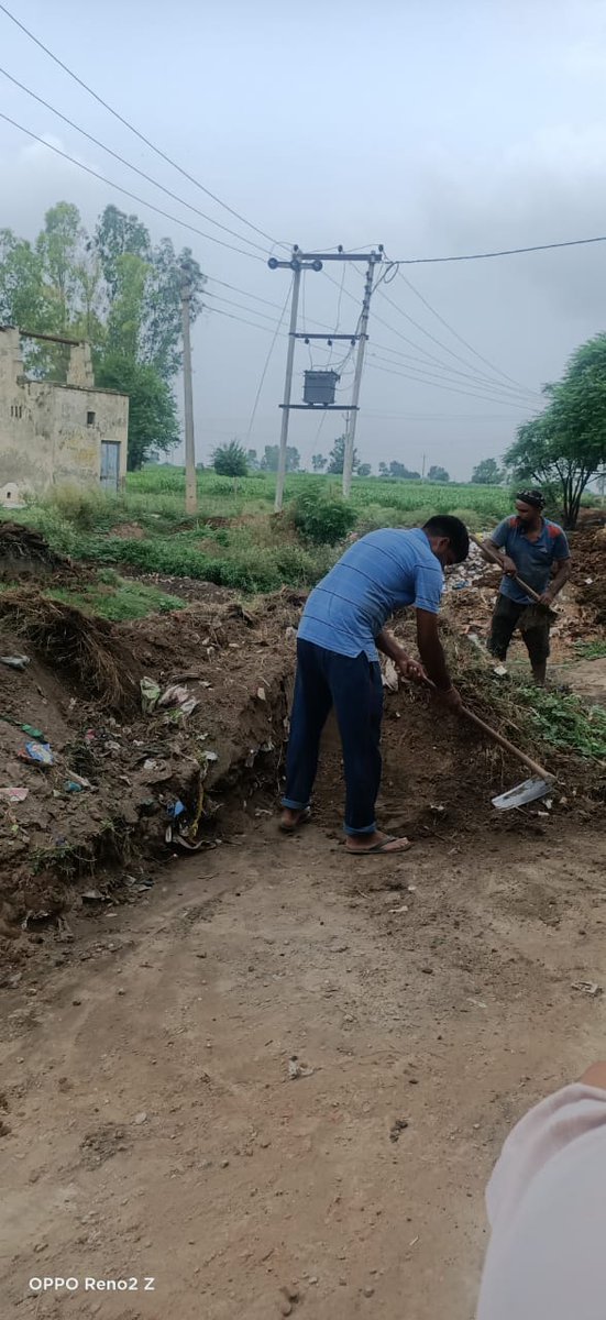 ShamliDpro's tweet photo. " मेरा गाँव स्वच्छ गाँव "अभियान जनपद शामली 
Date 17/06/21 
@uppanchayatiraj 
@myogiadityanath
@SureshRanaBJP 
@Bhupendraupbjp 
@tejendrabjp 
@dm_shamli https://t.co/B5N0npST7s