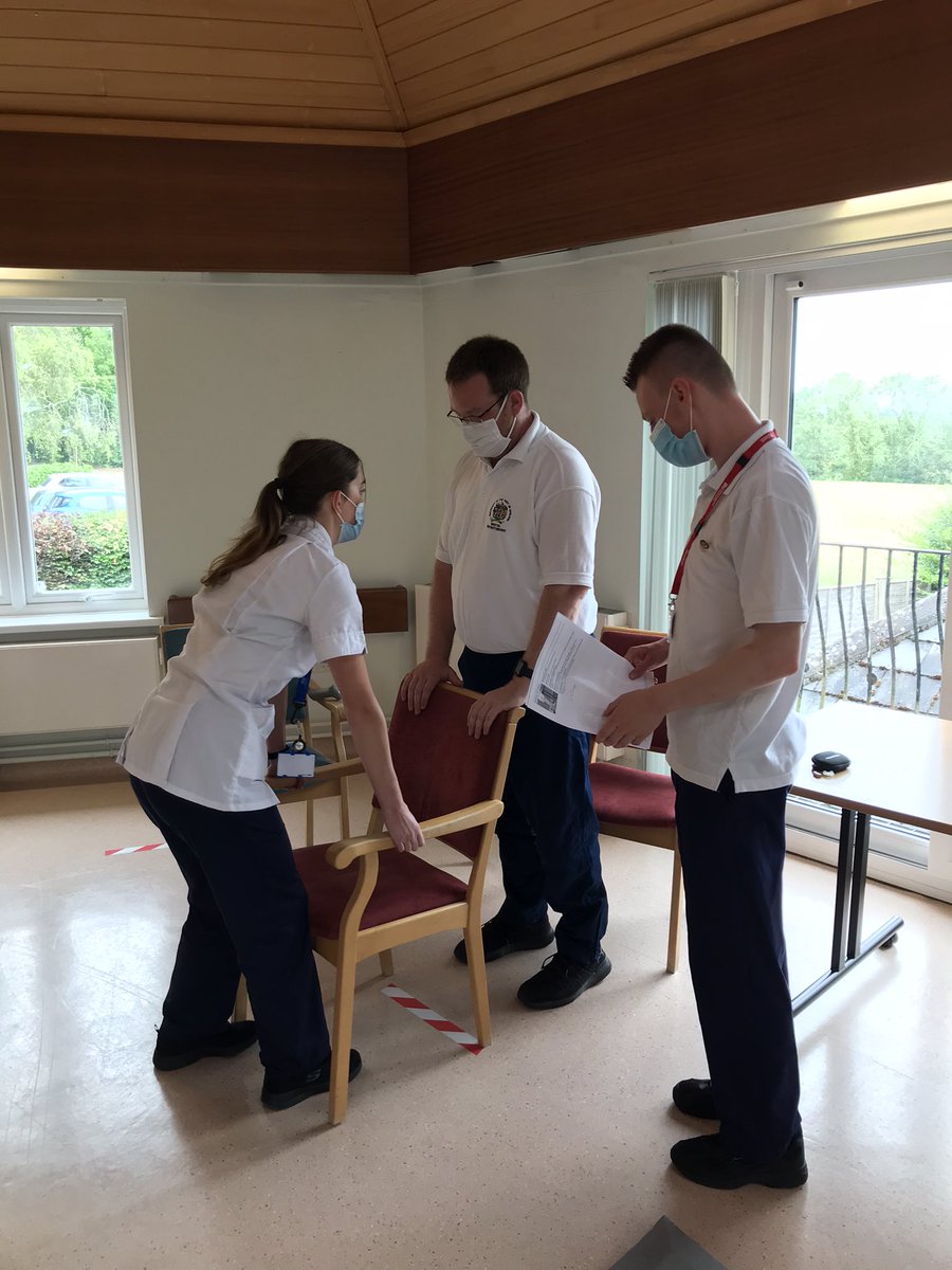 dan_ashmanAHP's tweet photo. Really impressed with the simulations created by @UWE_AHP students @OckendenGareth and Kjetil as part of their sim placement. Well received by @bournemouthuni physio students. #simulation #placementexpansion #newwaysoflearning @SandraWebbRN @AlexChisholmPT @tauntonsimteam https://t.co/x8MW3hn3f4
