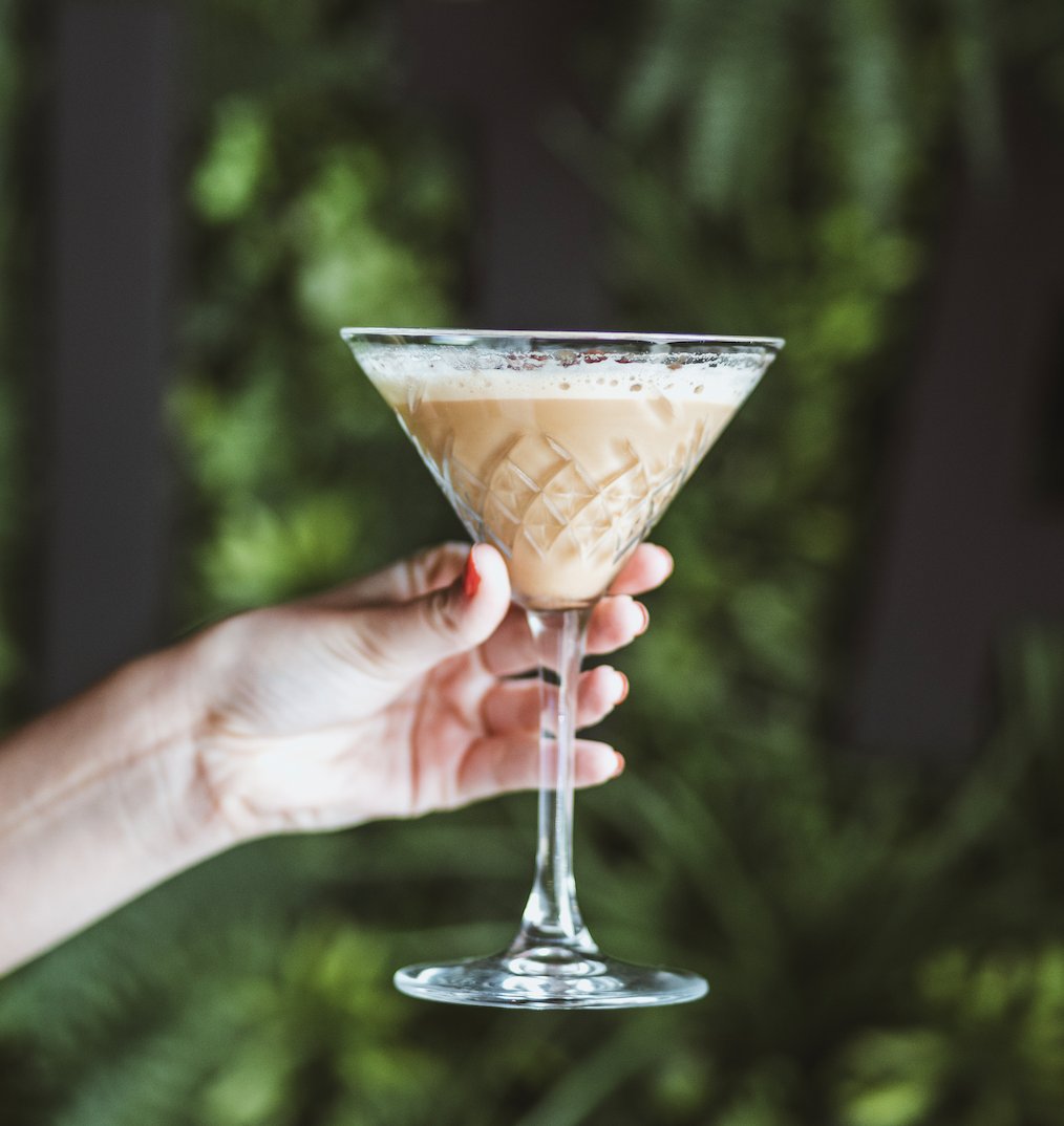 SolitaYork's tweet photo. Time for #EnglandVsScotland in the #Euros and you know what that means🍸

Get away from the football madness and come and enjoy our prosecco and pornstar martini offers😍

Are you joining us? Favourite this post to tell us👍

#York https://t.co/sJue5uY7KK