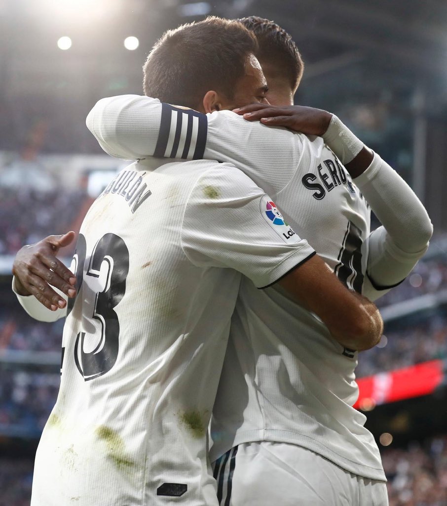 sergio_regui's tweet photo. Los niños de La Fábrica hemos crecido viéndote jugar y soñando con poder compartir vestuario contigo algún día. Yo tuve la suerte de lograrlo y comprobar lo que eres como futbolista, capitán y líder.
Muchas gracias por todo lo que has hecho por el Real Madrid. Leyenda Blanca. https://t.co/4JKVhgPQP2