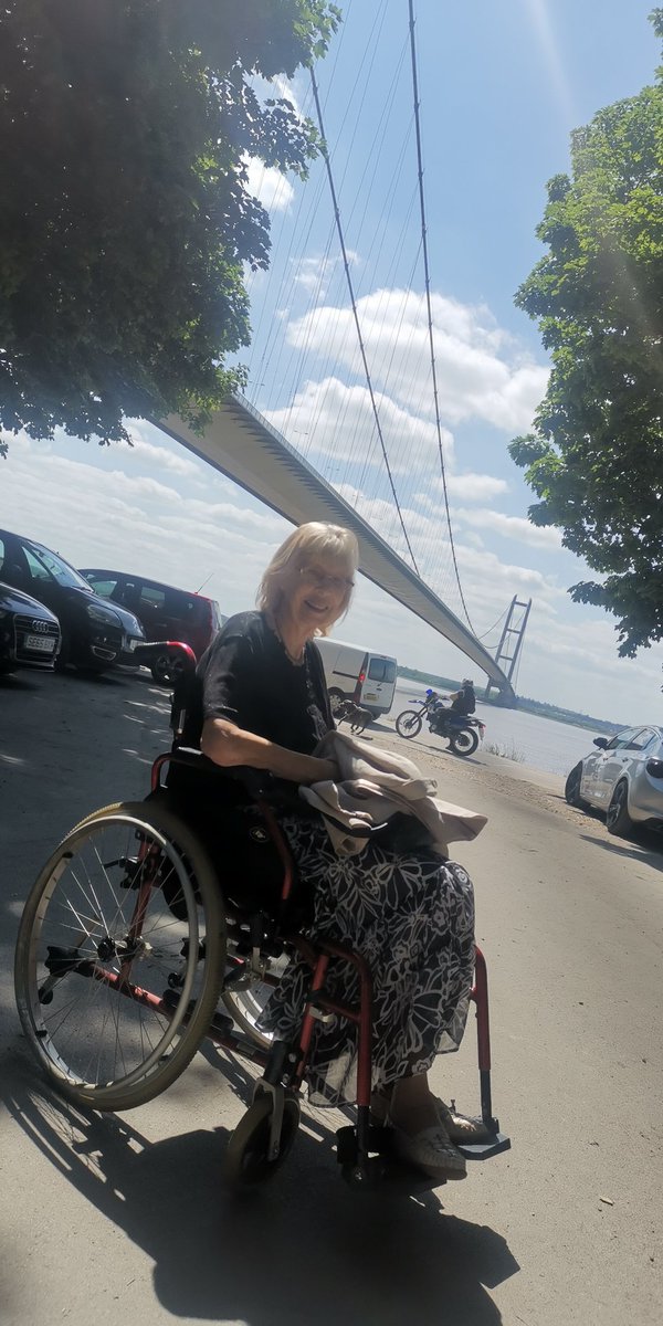 joncampling's tweet image. Aaaand I'm up!!!

Maaan That was a good #liein 🙏
🛌💤😴
I was pretty tired after two 6 hour drives and fabulous 2-days pushing my darling Mam around gorgeous bits Yorkshire in a her new wheelchair lol.

🤩👊