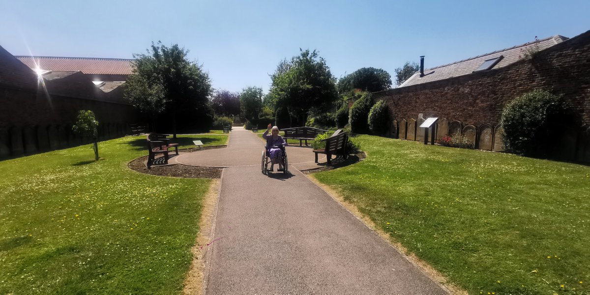 joncampling's tweet image. Aaaand I'm up!!!

Maaan That was a good #liein 🙏
🛌💤😴
I was pretty tired after two 6 hour drives and fabulous 2-days pushing my darling Mam around gorgeous bits Yorkshire in a her new wheelchair lol.

🤩👊