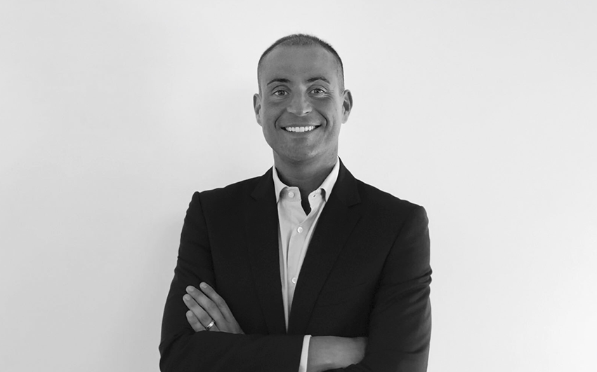 ElectroStocks's tweet photo. #ActualidadGES / Iñaki Aramburu, Director de Marketing de GES, nos habla sobre la evolución y el futuro de GES en una exclusiva entrevista en la revista @instaladores20

¡No te pierdas esta fantástica entrevista! https://t.co/jUsXSpetfj

¡Súmate al #AzulGES! https://t.co/wO6P6vqvhD
