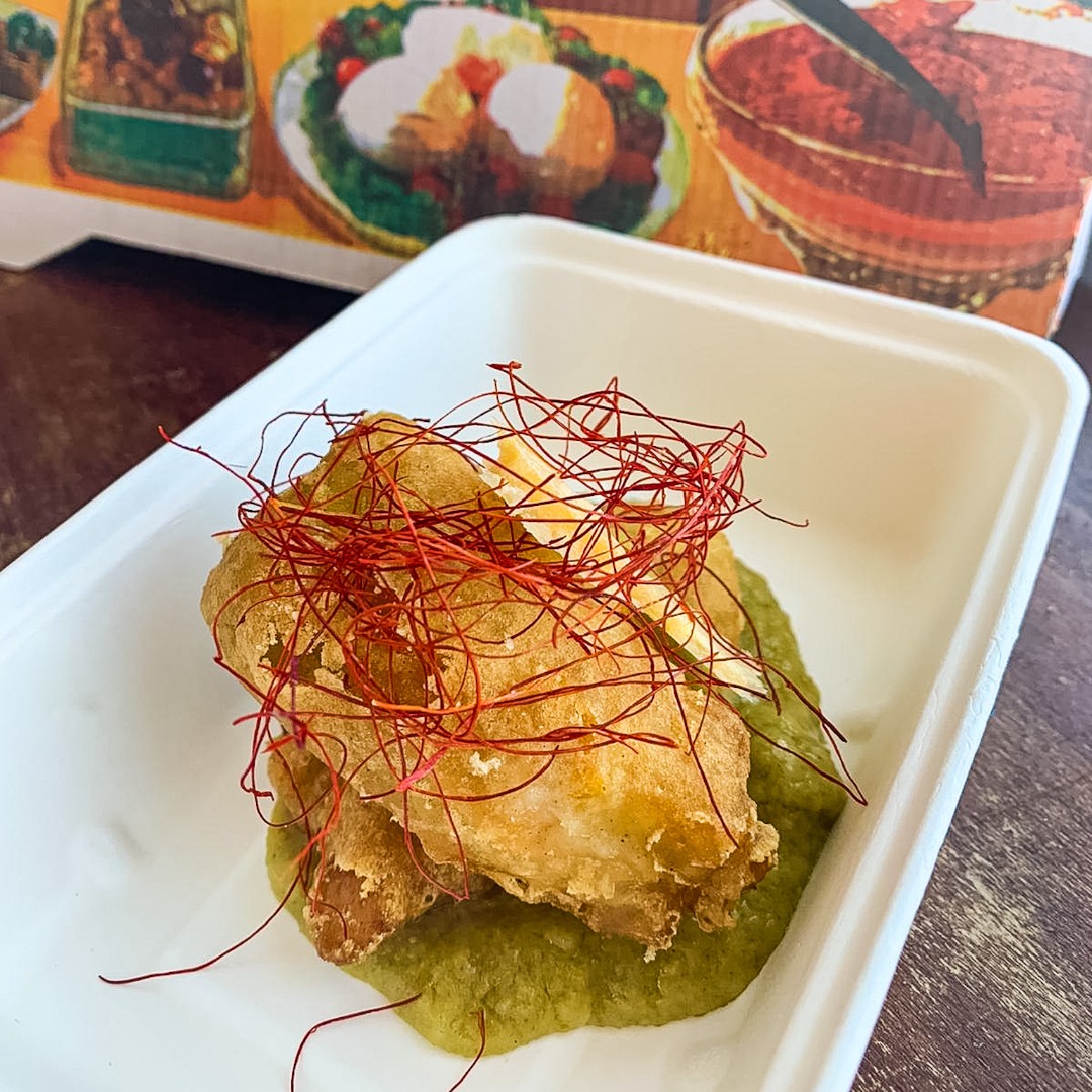 081pizzeria's tweet photo. We love experimenting with flavours at 081....the tapas of the week ⬆️🤩Courgette flower filled with ricotta and Provola (aka smoked mozzarella) served on a bed of asparagus cream , topped with dried chilli and parmesan chips 🤯We know, wow #081pizzeria https://t.co/RFDdMbRxzD