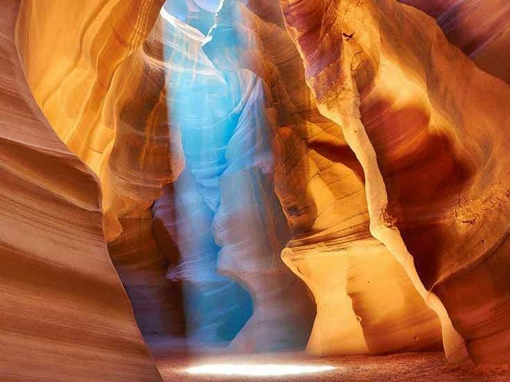 1searchR's tweet photo. Nestled at the northernmost edge of the Arizona desert, the Antelope canyon is one of the Most Instagrammable places in the US
Check out other Top Most Instagrammable places- https://t.co/LCHYRiHmwD
#instagrammableplaces #scenicview #usmustvisit #topplacestovisit #usa #travel https://t.co/RwcjwdcuAW