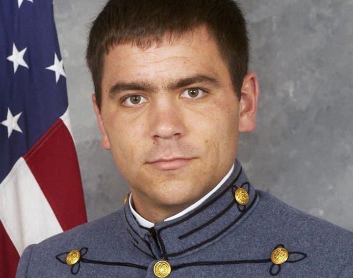 gnar_king's tweet photo. 17 PAX did the hard thing as we honored the legacy of Ryan Rawl @F3Detention . Closed out the workout with planks while TAPS played. Devo: May You Always Remember Your Way Home 🙏 Rest in HIS presence War Fighter! 🇺🇸 #rememberthefallen #JesusIsLord 
@F3LexSC @F3Nation https://t.co/OUaQLyDgXo