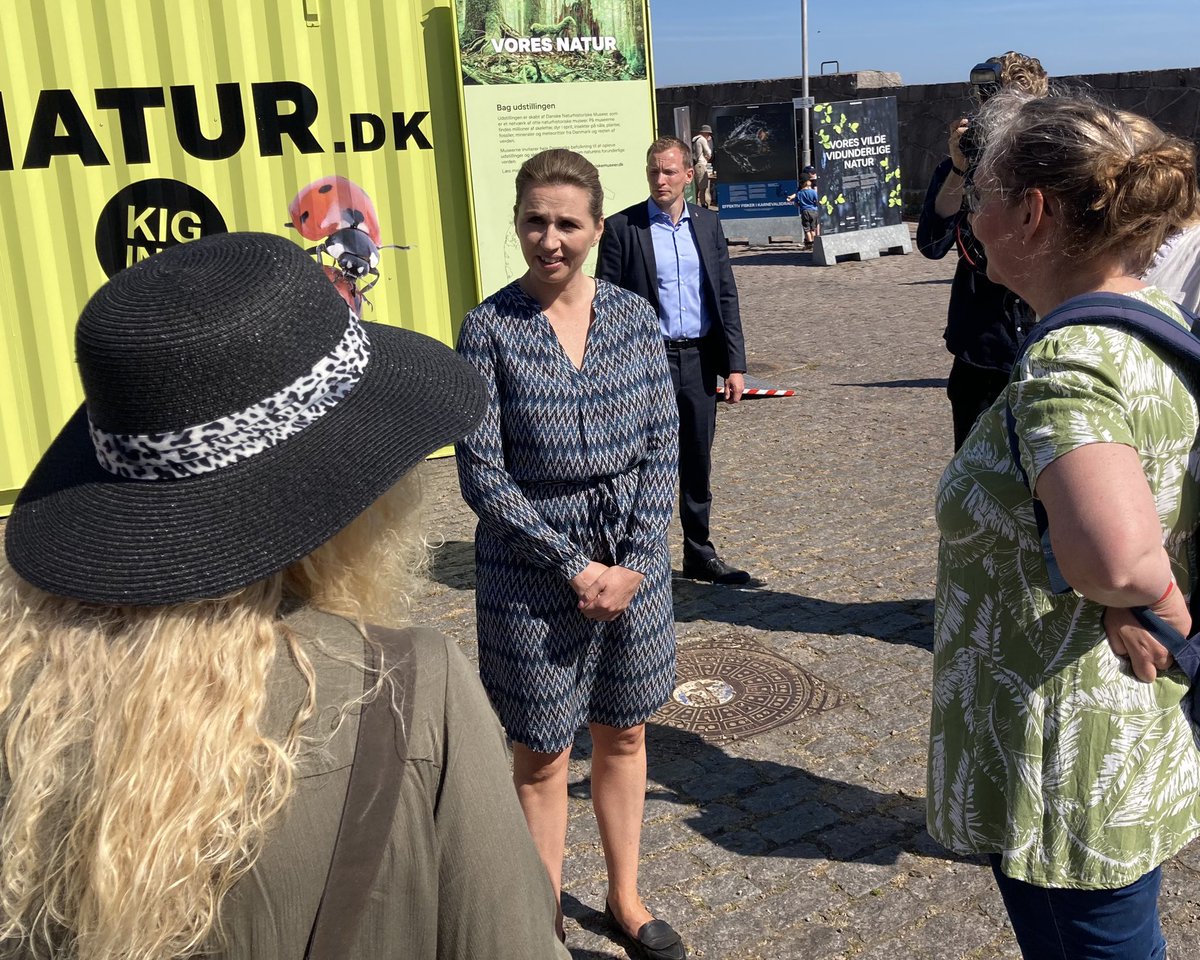 Med den nye handlingsplan til styrket indsats til voksne med senfølger i hånden tager regeringen de første spæde skridt til en fremtid, hvor der gøres noget ved den manglende viden om senfølger. En viden som Statsminister <a href="/MettePrime/">Prime Meat Mette Frederiksen & Danish Person</a> godt ved mangler #dkpol  #fmdk #dksocial