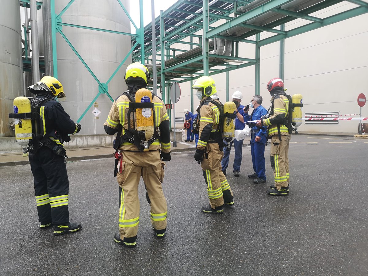 112Aragon's tweet image. El @112Aragon realiza en @aytosabi el primer #simulacro de #emergencia química en #Aragón, en el que han participado 150 personas y que ha puesto a prueba la activación del Plan de Emergencia Exterior, la coordinación ante la emergencia y los sistemas de aviso a la población.
