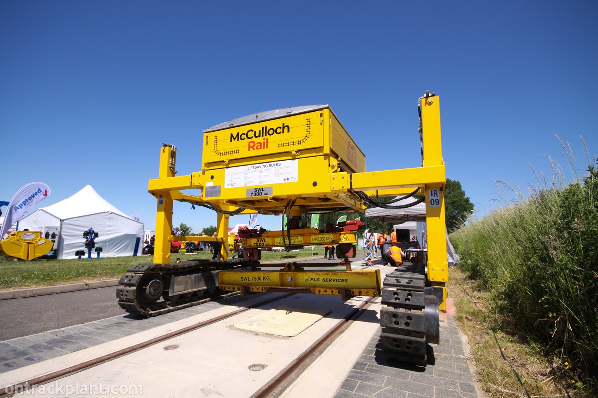 ontrackplant's tweet photo. Over on the @MccullochRail stand were their fascinating crawler machines, including a new cable transporter... https://t.co/rqfseByiVZ