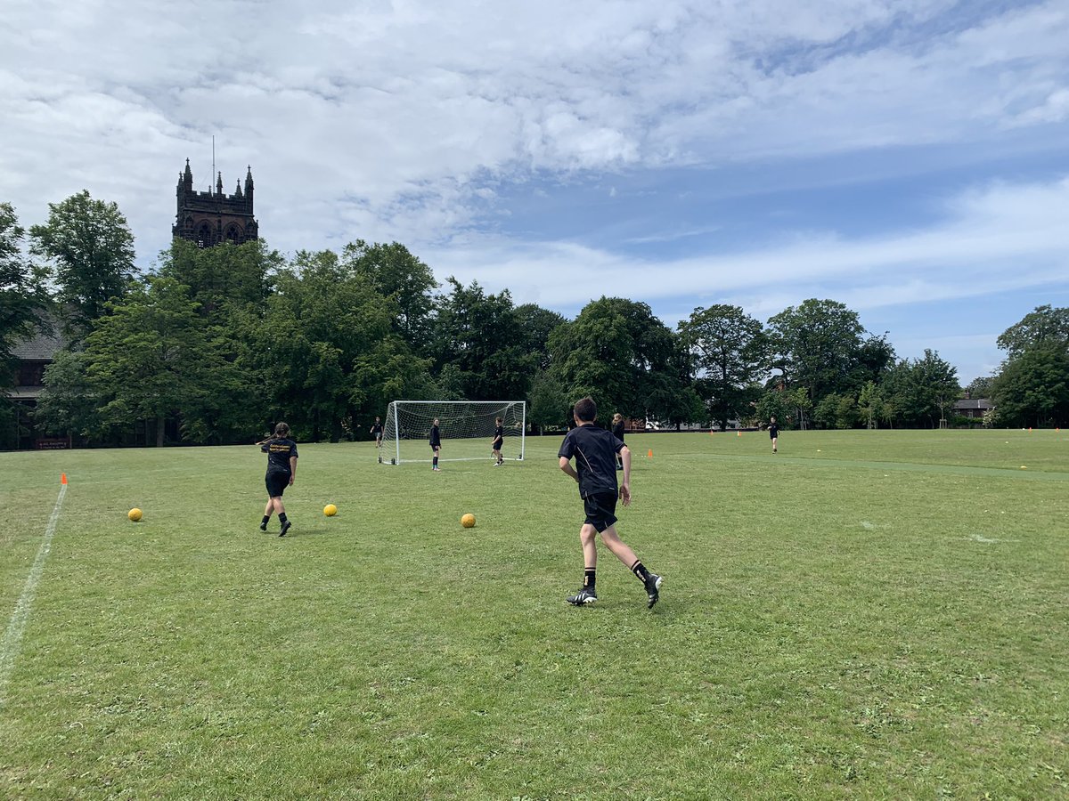 CaldiesPE's tweet photo. A selection of our year 9 students are completing the junior football leader course today! Great weather for it! @Liverpool_SSP @CaldiesSchool @UEFA_Foundation https://t.co/EUq2hoGnG4