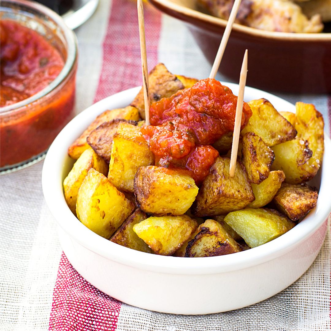 drewandcoleUK's tweet image. Patatas Bravas = a staple dish for #WorldTapasDay 🙌

Try it in your Pressure King Pro, recipe found here 👉 bit.ly/3a4MG5U

#drewandcole #cleverchefpro #soupchef #eatingfortheinsta #instachef #sharethelove #foodphotography #foodie #delish