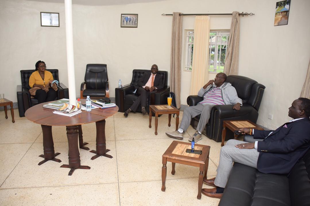 UPRSOFFICE's tweet photo. This follows a meeting organized by @OWC_ug Coordinator Gen.Salim Saleh together with @Moglsd_UG, @nabroadcasters , @URSBHQ & @NCFUganda, where it was agreed that payment of royalties for use of #MusicalWorks OF MEMBERS of @UgandaPRS is re-instituted. https://t.co/3n2WbRIgsA