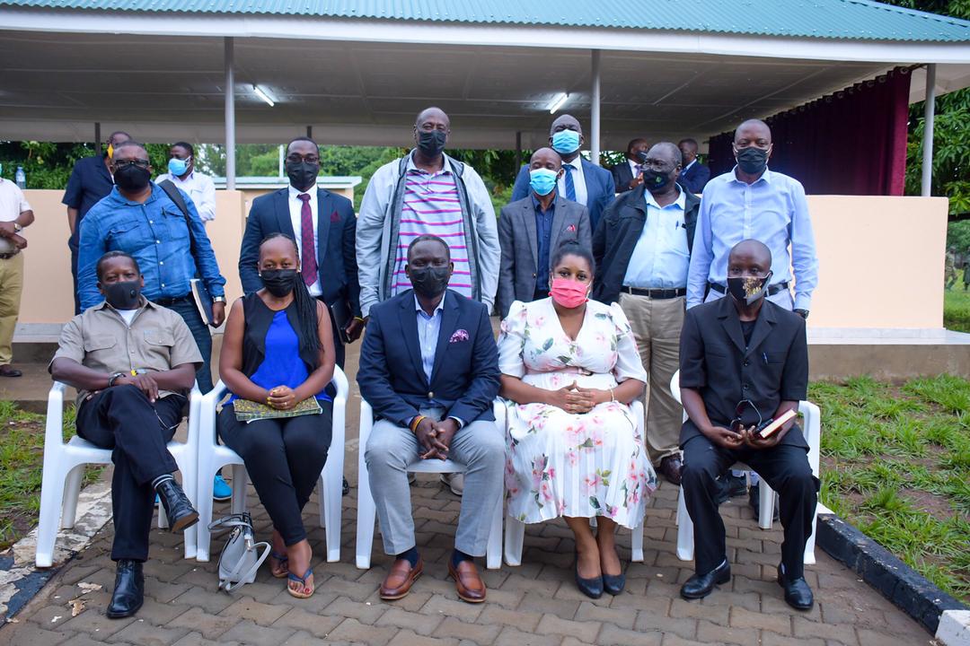 UPRSOFFICE's tweet photo. This follows a meeting organized by @OWC_ug Coordinator Gen.Salim Saleh together with @Moglsd_UG, @nabroadcasters , @URSBHQ & @NCFUganda, where it was agreed that payment of royalties for use of #MusicalWorks OF MEMBERS of @UgandaPRS is re-instituted. https://t.co/3n2WbRIgsA