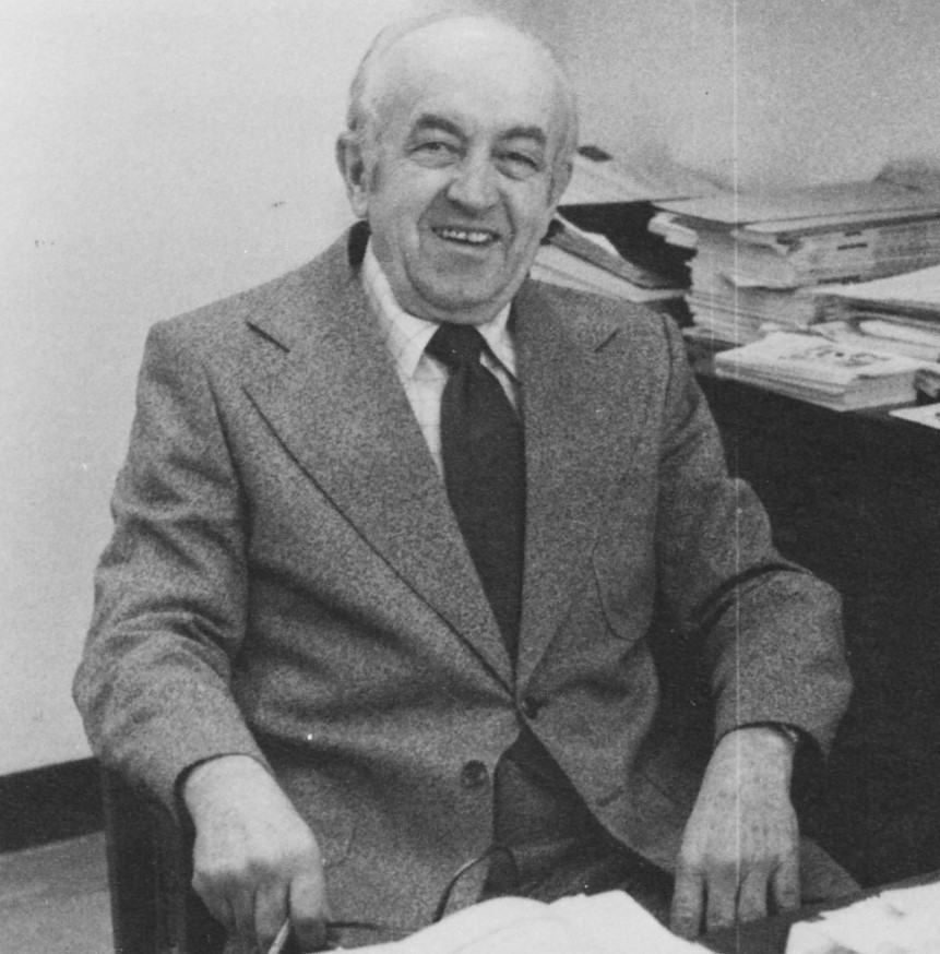 pucvm's tweet photo. Can you name this veterinary microbiologist and pathologist who joined Purdue’s faculty in 1946? 

Hint:  He served as assistant to the dean before retiring in 1979… 

#TBT #PVMHistory #PurdueVetMed #Vetlife https://t.co/CumaKTH6LZ