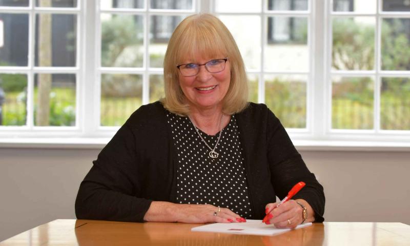 PhillipsBstoke's tweet photo. There’s just two weeks left for EU nationals in the UK to apply for #SettledStatus or #PreSettledStatus.

Click here to read Employment law specialist @PhillipsBstoke Gill Brown’s article:

https://t.co/qhyrexm761

#SettledStatus #PreSettledStatus #EmploymentLaw #EUNationals https://t.co/XmcEcEFQL0