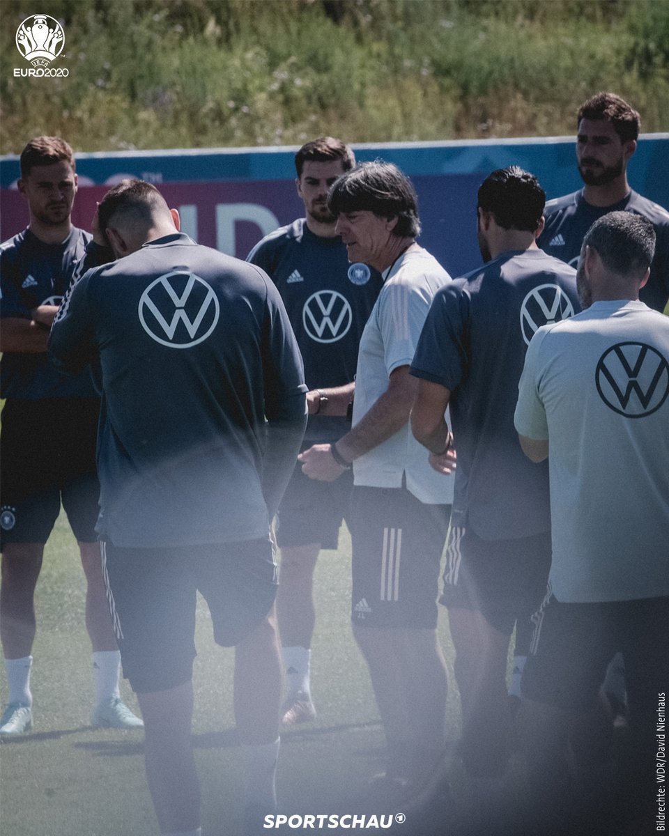sportschau's tweet photo. 📸 Fotografisches Update aus Herzogenaurach.

@ruhrpoet

#EURO2020 #DFBQ #DFBTeam https://t.co/bwJUxidlF7