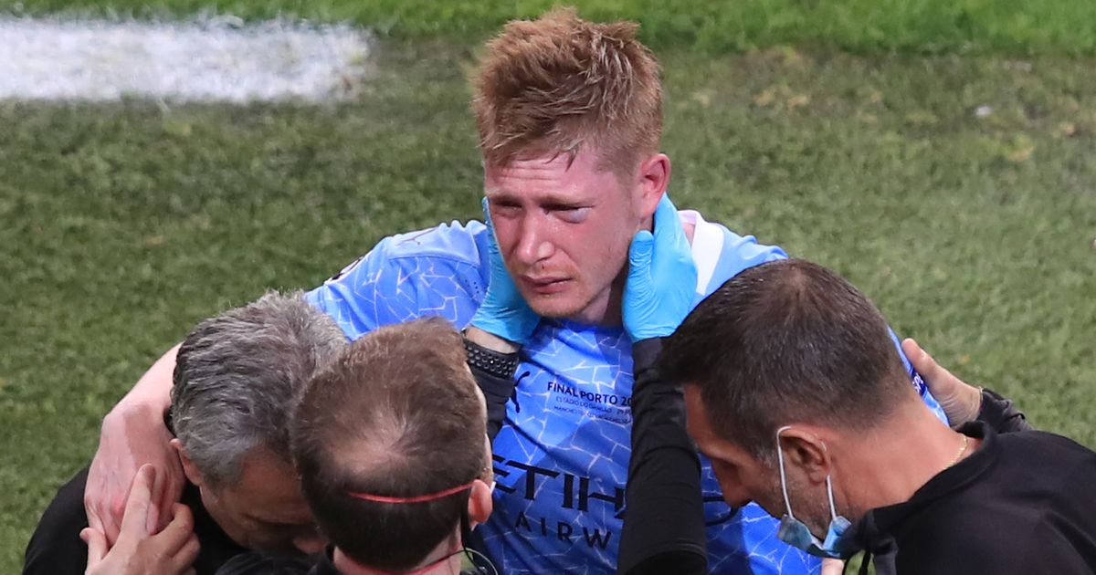 TheNoisyNeighb2's tweet photo. Give us your thought Citizens Fans
De Bruyne out of hospital after fracturing nose and eye socket ahead of Euros

Kevin de Bruyne is out of hospital after fracturing his nose and eye socket following a collision with Antonio Rudiger during the Champi https://t.co/PcMjWyXfXh https://t.co/hEUK7dIV7o