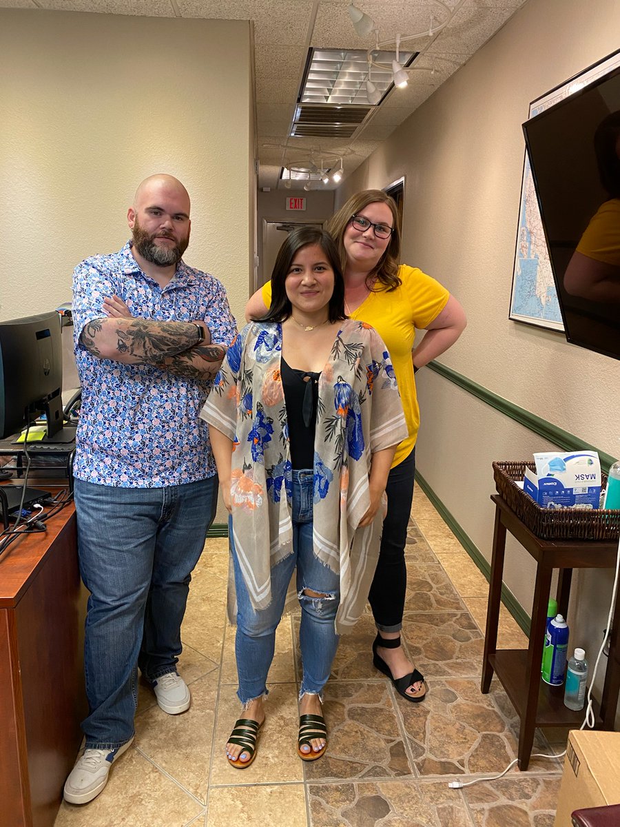freedom_trans's tweet photo. Our TX family had a Miami Dress up day yesterday! We never know what these guys will come up with but are always excited to see! #freedomtransdedicated #FreedomFamily #miami #txfreedom #officefun https://t.co/a8oRU3JEKJ