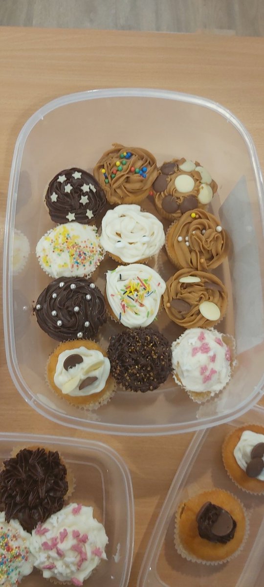 marshall_becka's tweet photo. #Westleighward have been busy decorating cakes for cupcake day raising money for @alzheimerssoc 
The ladies are very proud of how they came out and they taste great 
@GMMH_NHS https://t.co/YCAU1iJqDu