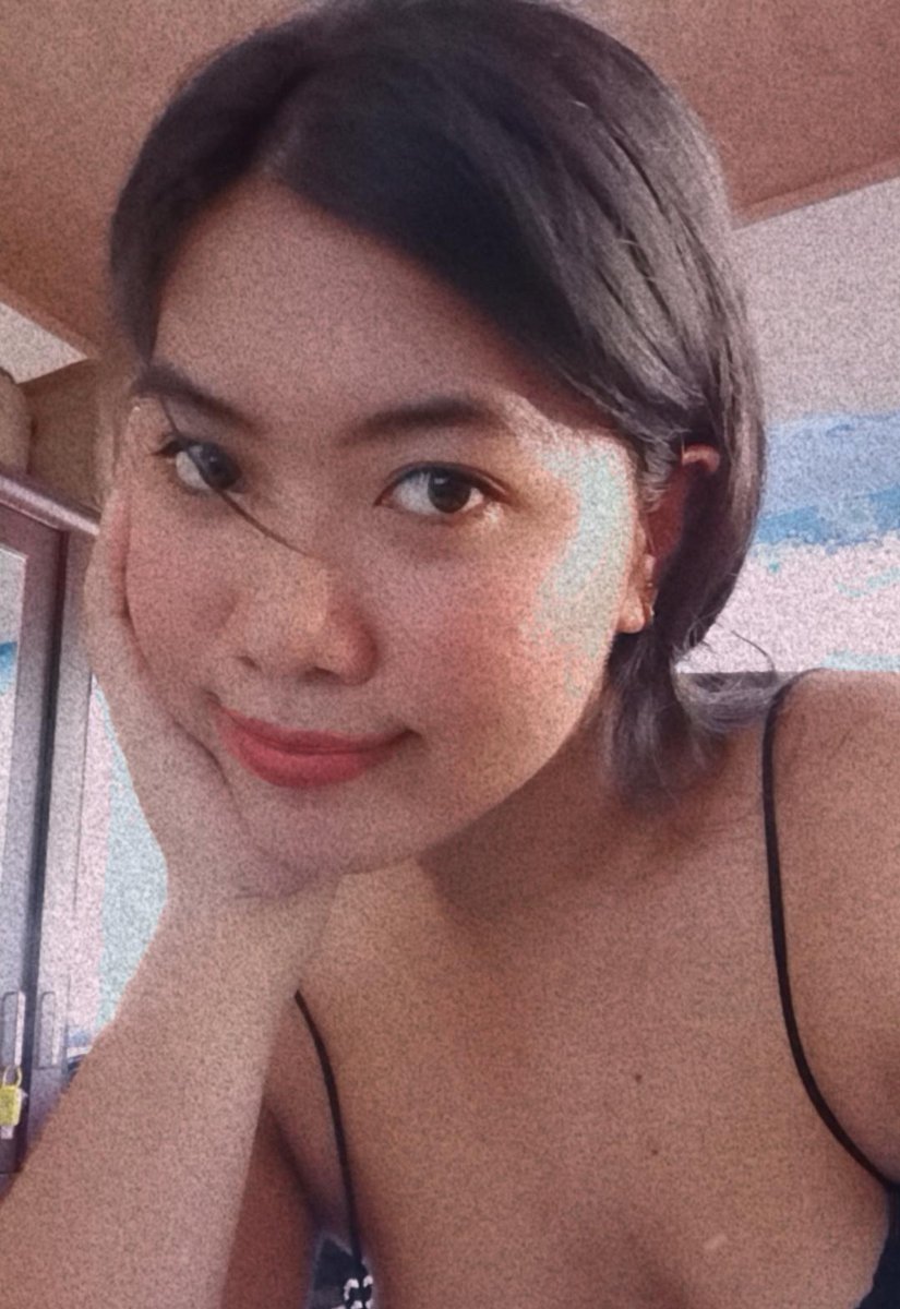 issymessy's tweet photo. felt cute 😗 https://t.co/xsp7lmwbni