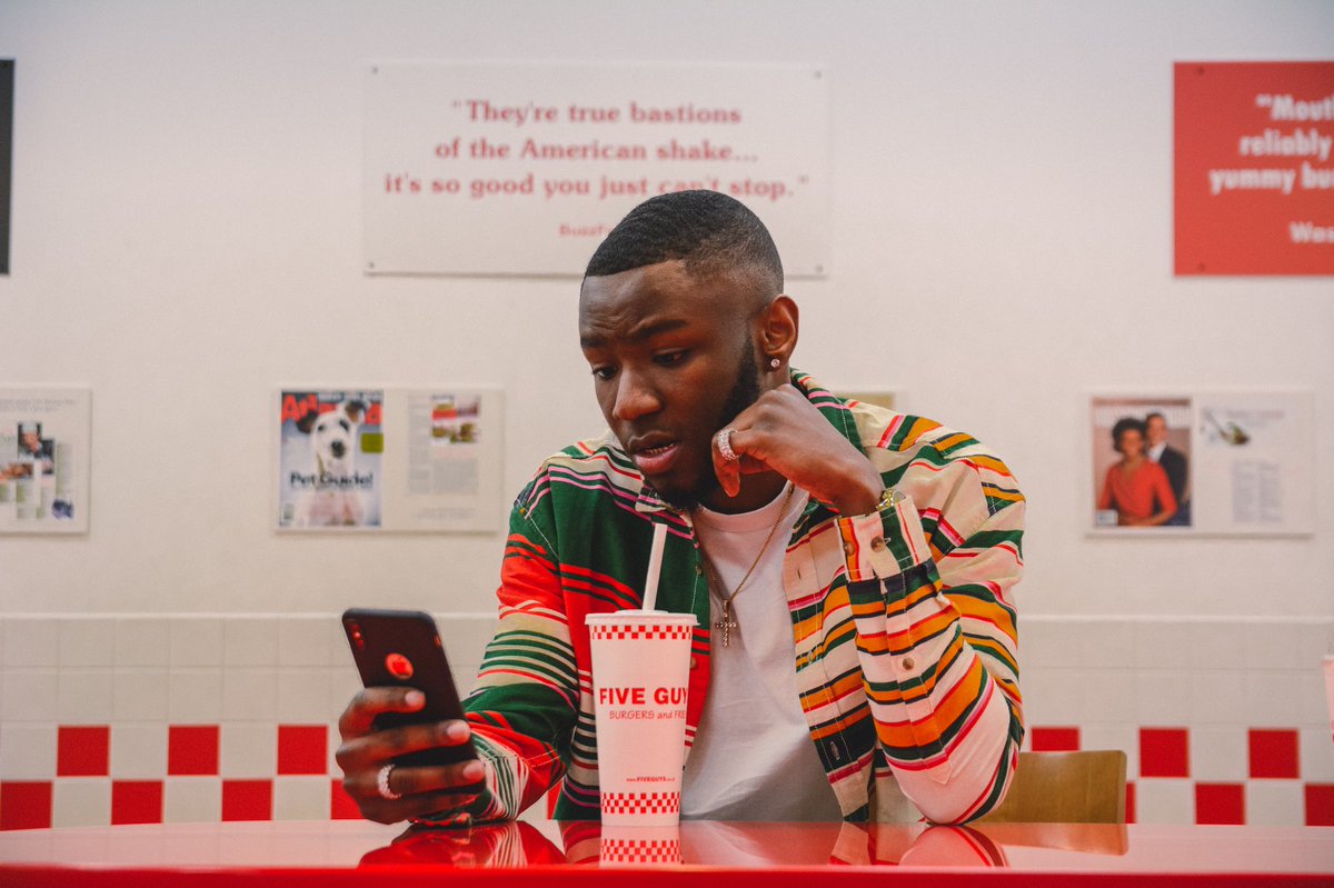 Eseosasays's tweet photo. 🥤📷 https://t.co/WR3bzVAJ0O