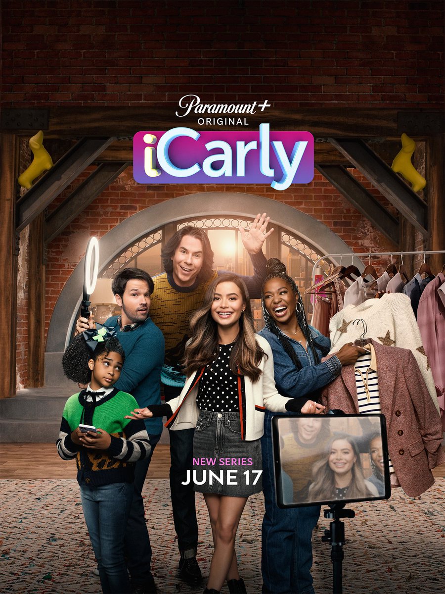 I watched the first three episodes of the iCarly reboot on Paramount+ and I don’t seem to mind it at all. I thought it was a good revival, while at the same time I think the original is better no matter what.