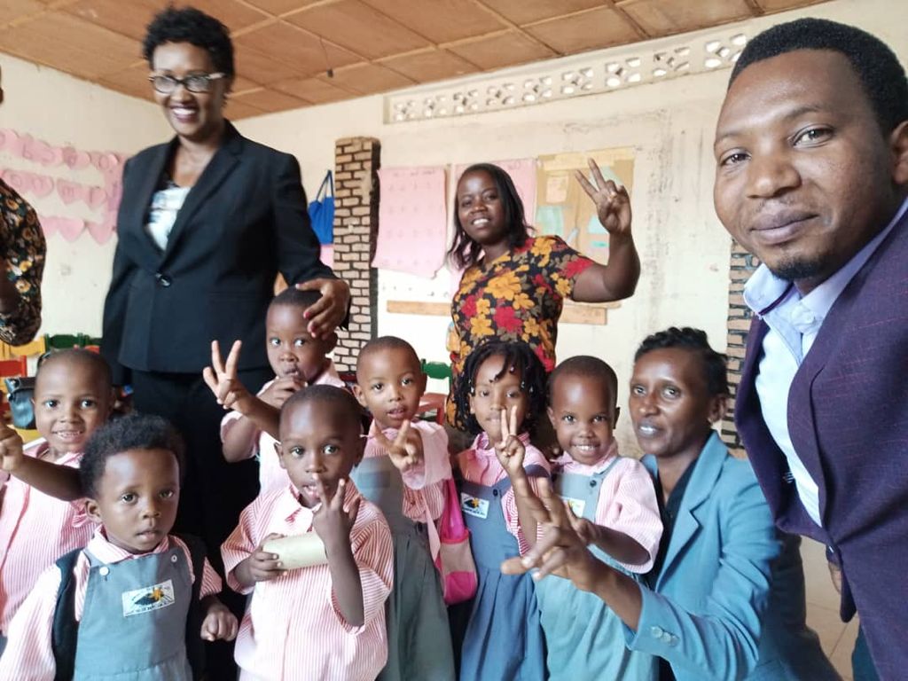 rwandaconnected's tweet photo. ”An investment in knowledge pays the biggest Dividend!”
- Benjamin Franklin
‘Ole’ Ben would be proud of what we do! Visit our website to learn more about what we do. #LinkInBio
#ConnectRw #Education #Technology https://t.co/RUjjOAvwfZ