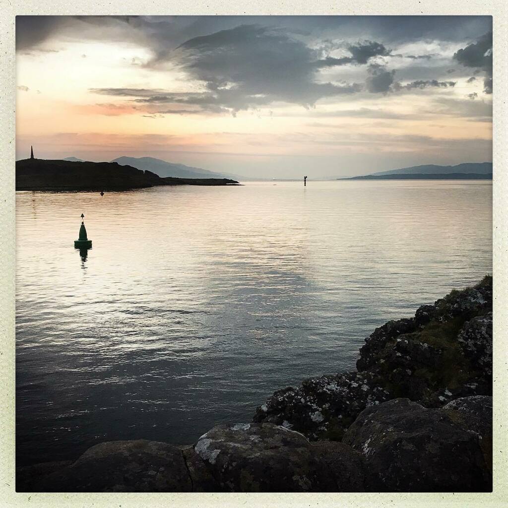 writingquietly's tweet photo. When we were on the other side of the world #tbt #tbthursday #oban #obanscotland #taleswithfriends #mycreativecommunity #scotland #scotlandshots #innerhebrides #innerhebridesofscotland #takemeback https://t.co/geiwp3X6yN https://t.co/XN0rnOTd5n