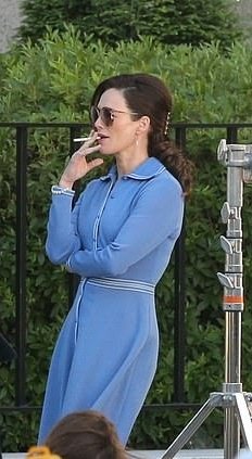lenaspaulson's tweet photo. Lena smoking just hits different you know 😪 https://t.co/EwknTTRArD