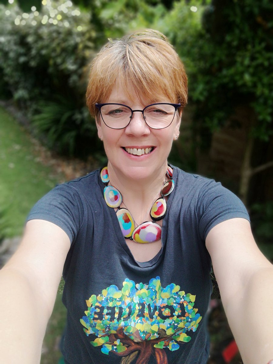 Loving life with an amazing bunch of beautiful human beings, committed to making a difference in the #NHS. #Lovelife #lifeismyjob